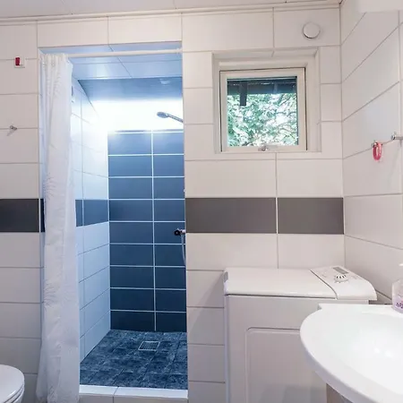 3 Bedroom Cozy In * 구드옘